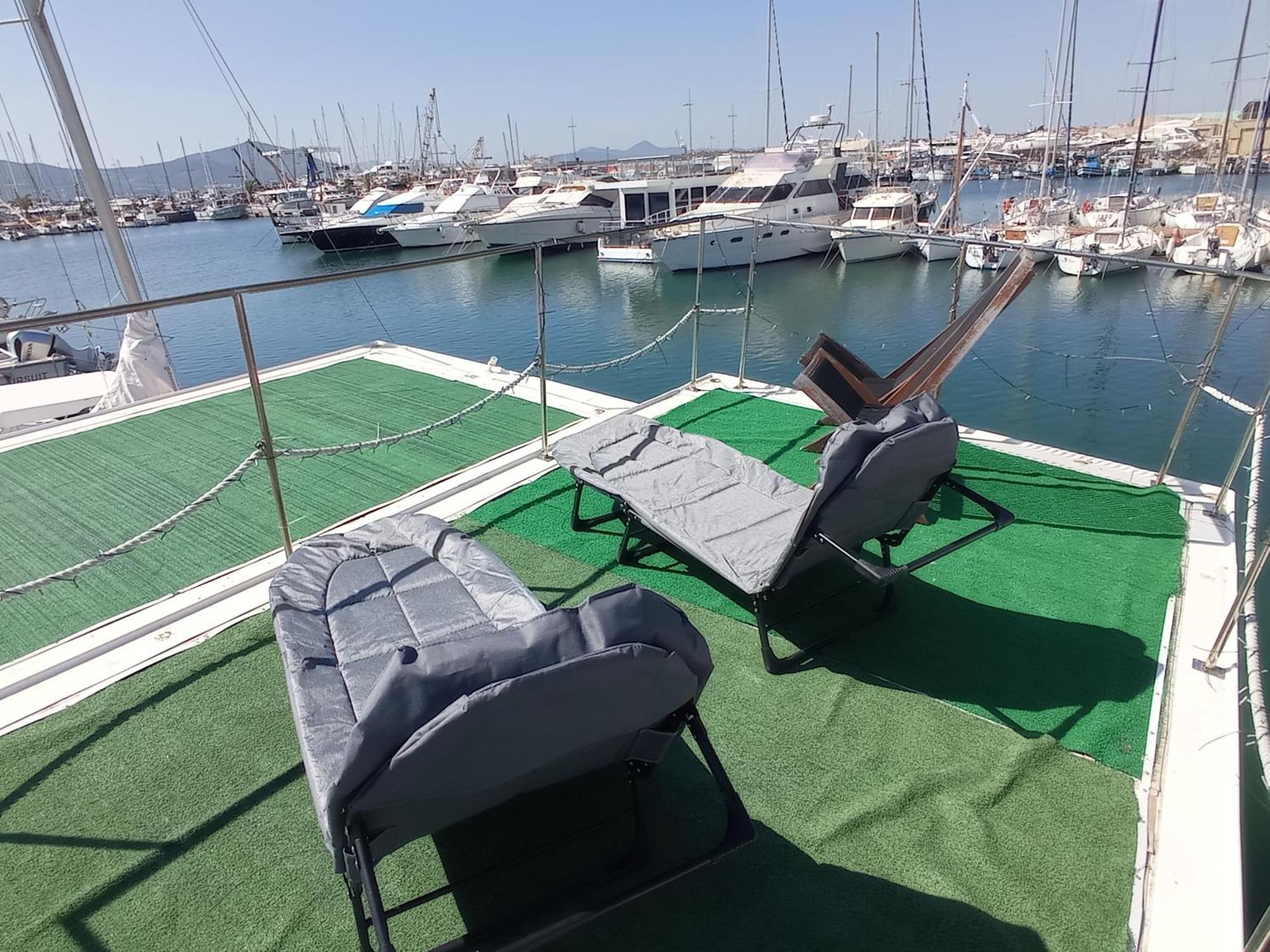 Botel Houseboat Bluseadream Alghero *
